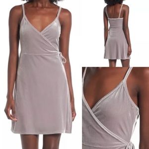 BP Womens Grey Velvet Tie Wrap Party Medium Dress